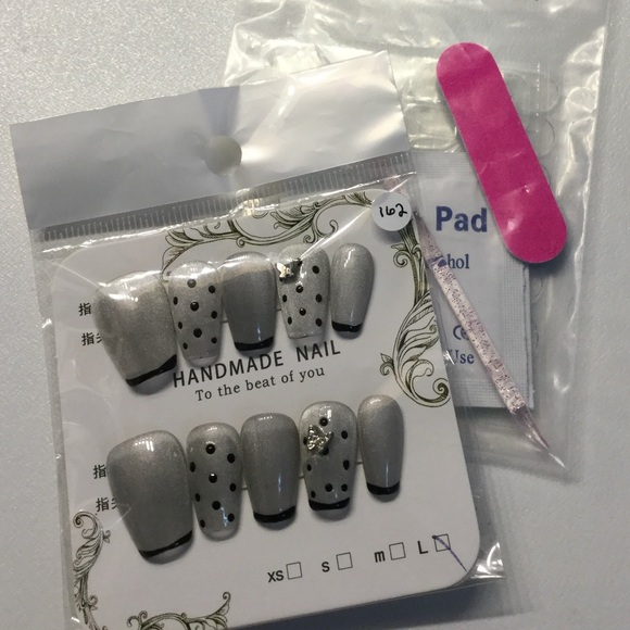 Brand New Hand Made Press on Nails # 162 - Picture 1 of 2
